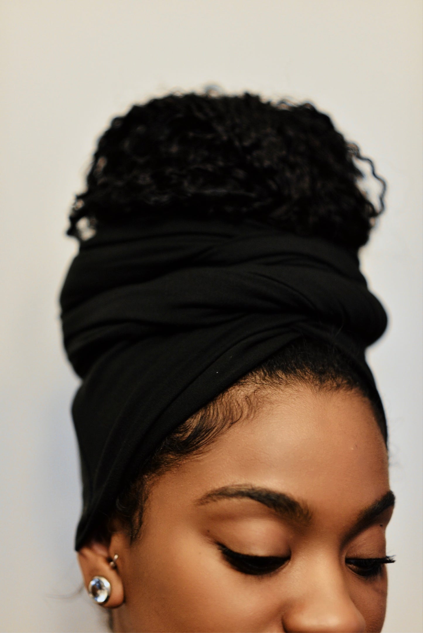 Pre-tied Headwrap in black